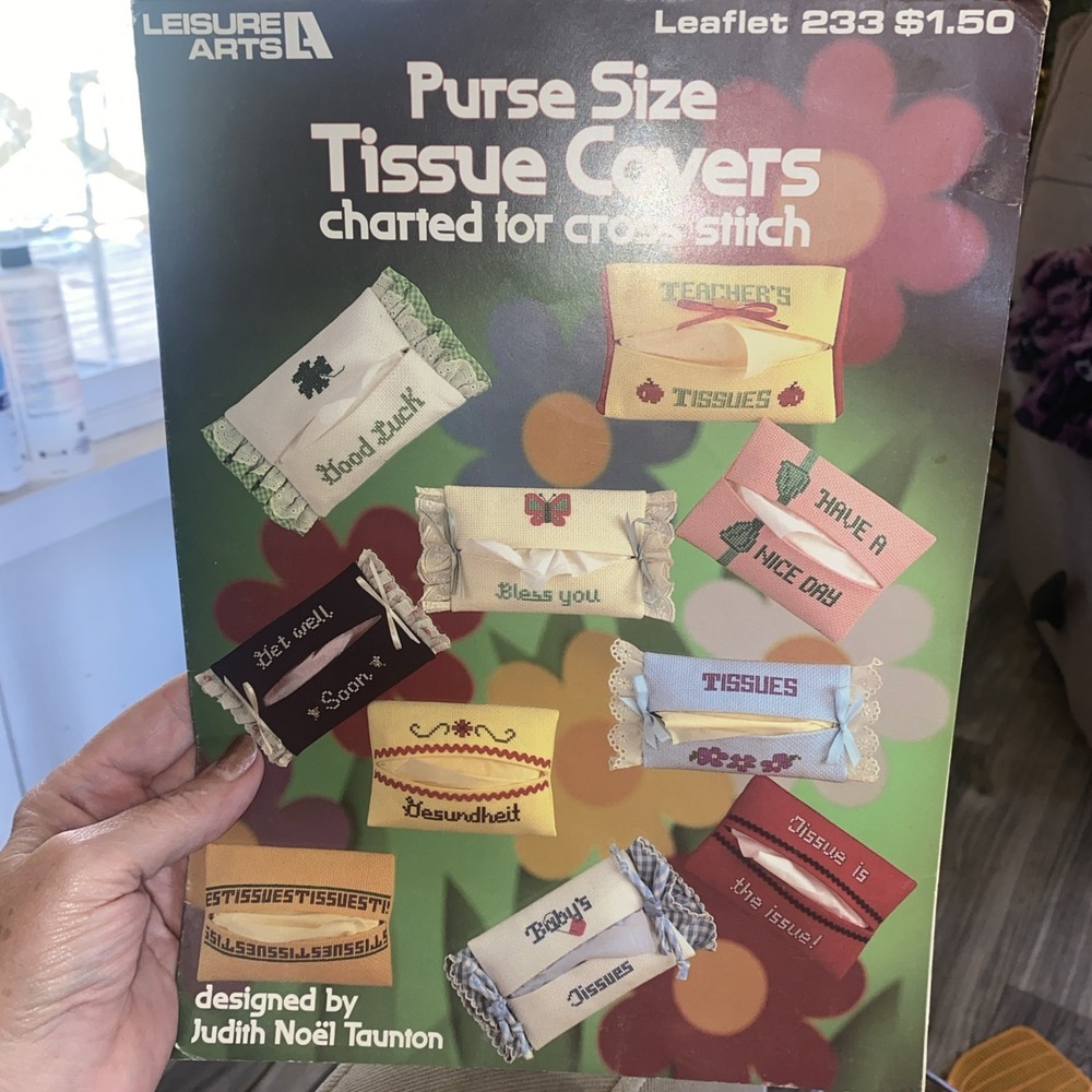 Leisure Arts 233 Purse Size Tissue Covers Cross Stitch Pattern Leaflet Vintage